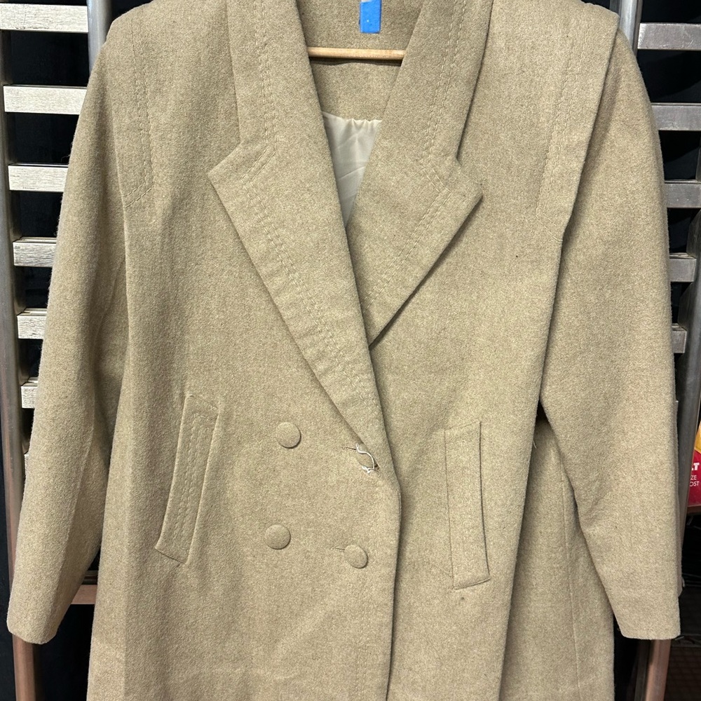 Elegant Beige Double-Breasted Pea Coat Size L